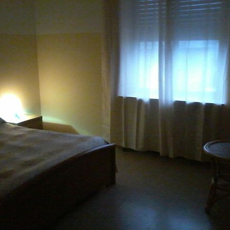 费尔斯 伊尔卡塞洛维赖斯旅舍旅舍 外观 照片